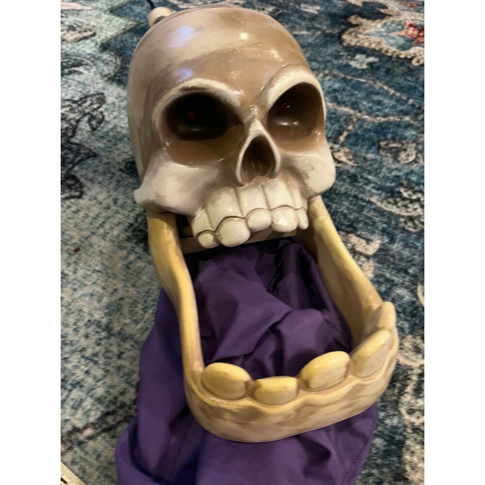 Halloween Gemmy Vintage Animated lights sound Skull Trick Treat Candy Bag RARE